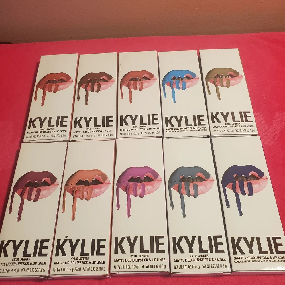 KYLIE Jenner Lip Kits